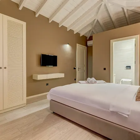Windtown Deluxe - Adults Only Hotel 2*